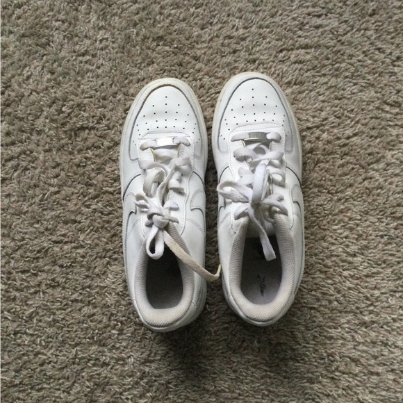 Nike Air Force 1 - Picture 4 of 16